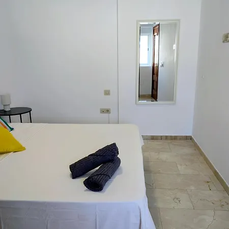 Guest house Adeje Nest