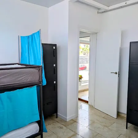 Adeje Nest Guest house *